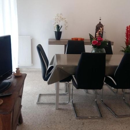 Appartement F3 Valescure Saint-Raphaël エクステリア 写真