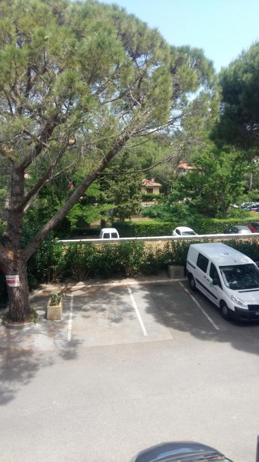 Appartement F3 Valescure Saint-Raphaël エクステリア 写真