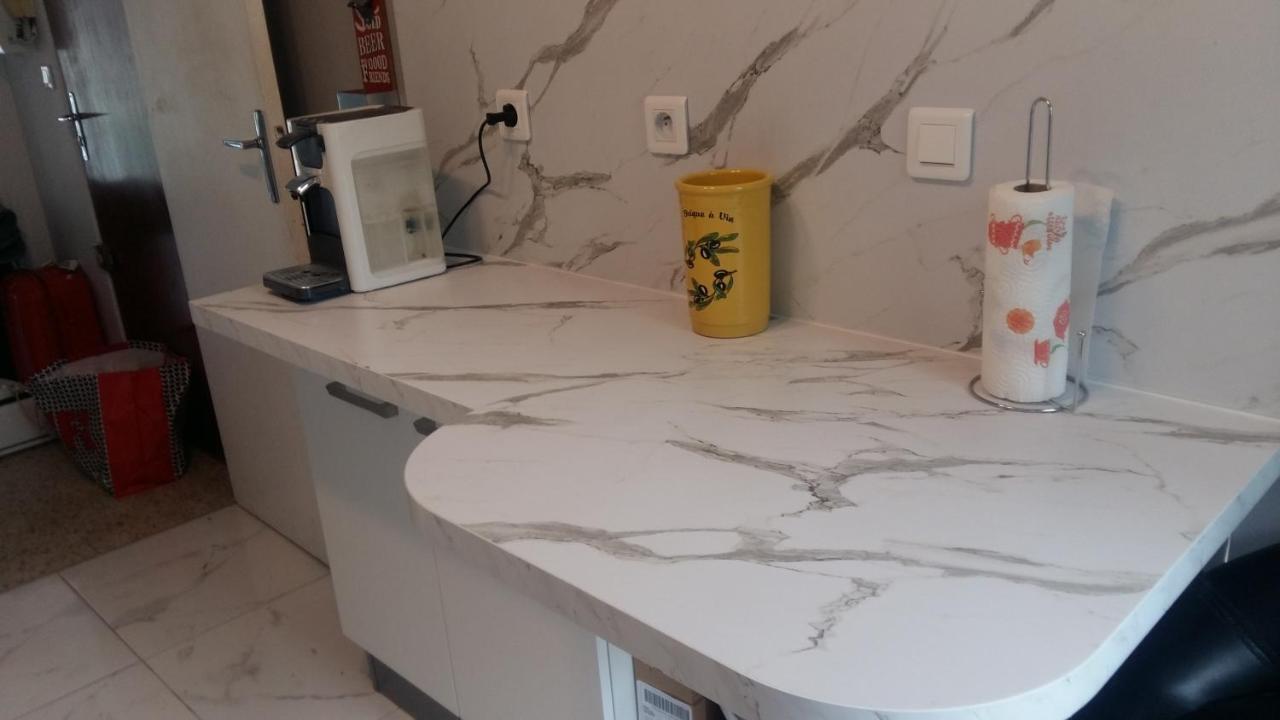 Appartement F3 Valescure Saint-Raphaël エクステリア 写真