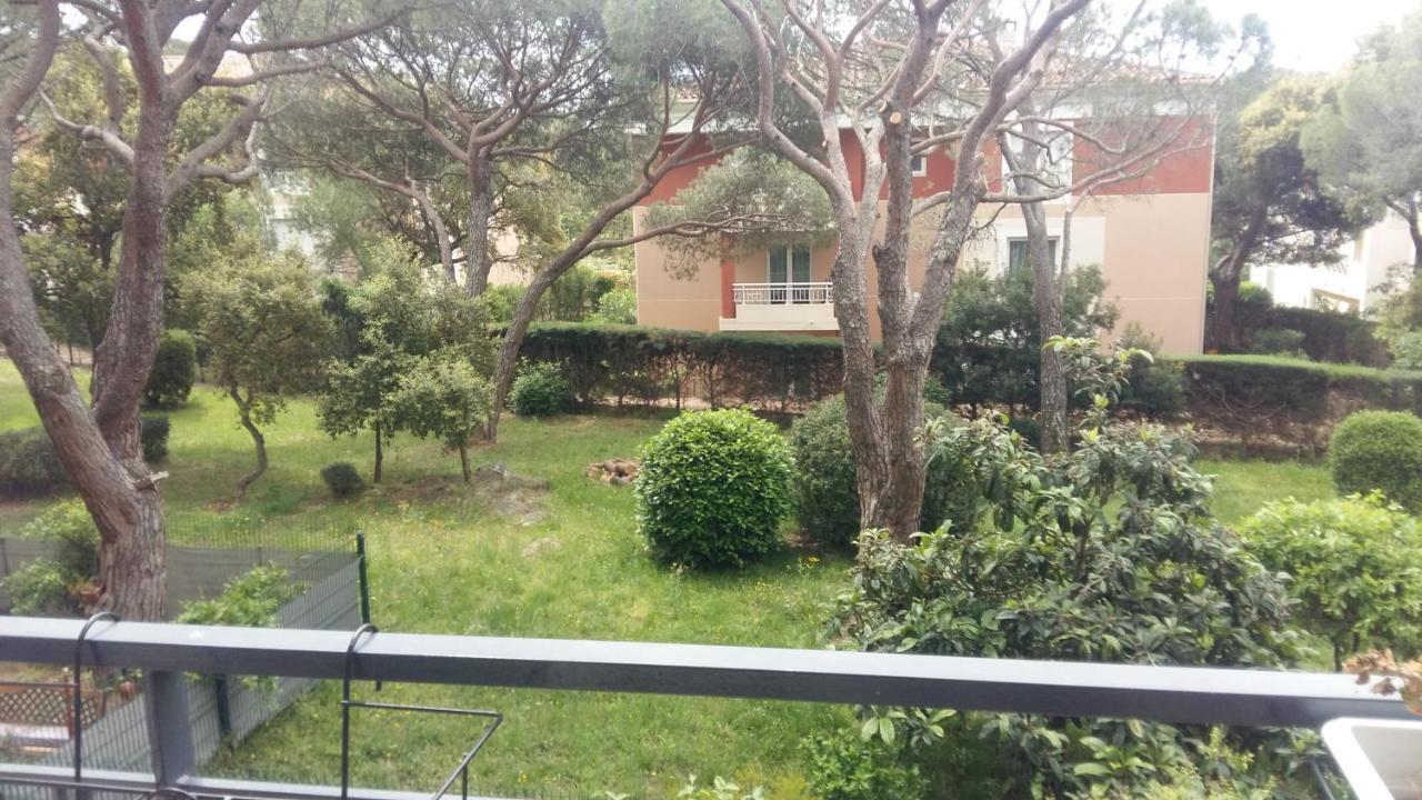 Appartement F3 Valescure Saint-Raphaël エクステリア 写真